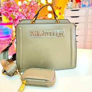 NEW Steve Madden Bevelyn Crossbody in Olive